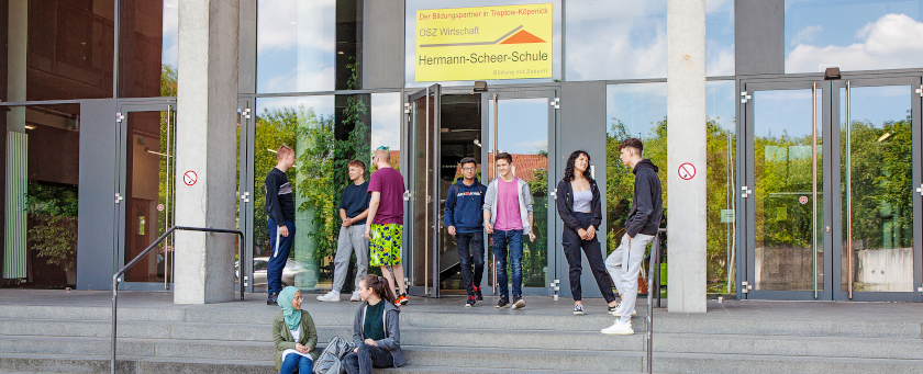An der Hermann-Scheer-Schule werden mehrere Bildungsgänge angeboten.